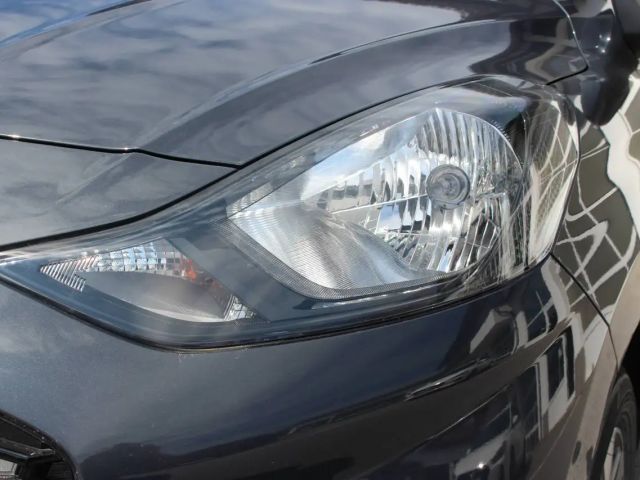 Hyundai i10 1.0 2WD Trend