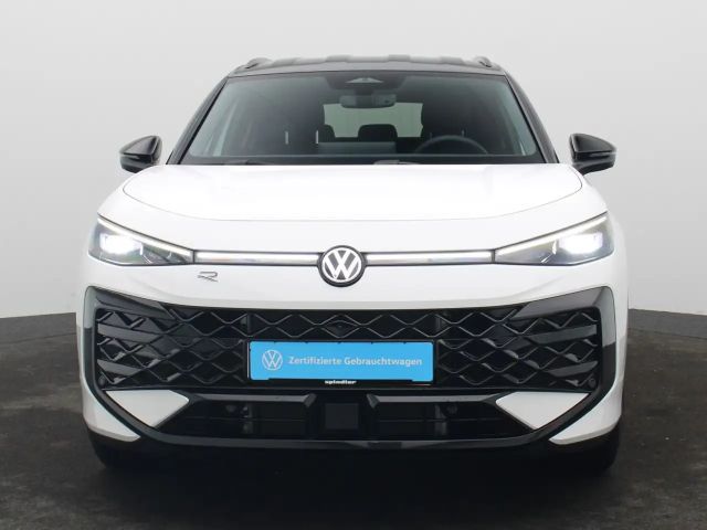 Volkswagen T-Roc 1.5 eTSI DSG IQ.Drive R-Line