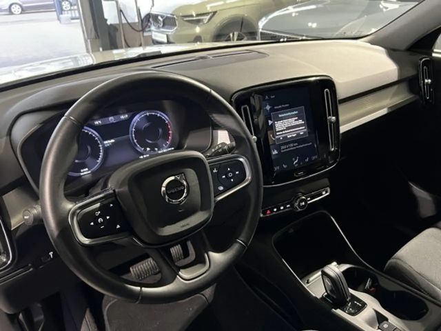 Volvo XC40 Momentum T3