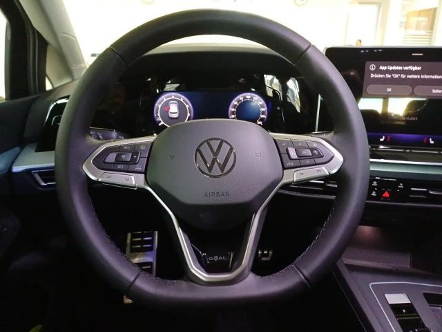 Volkswagen Golf 1.5 eTSI DSG Golf VIII