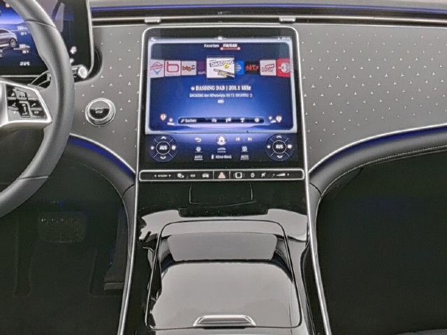 Mercedes-Benz EQE 300 Sedan