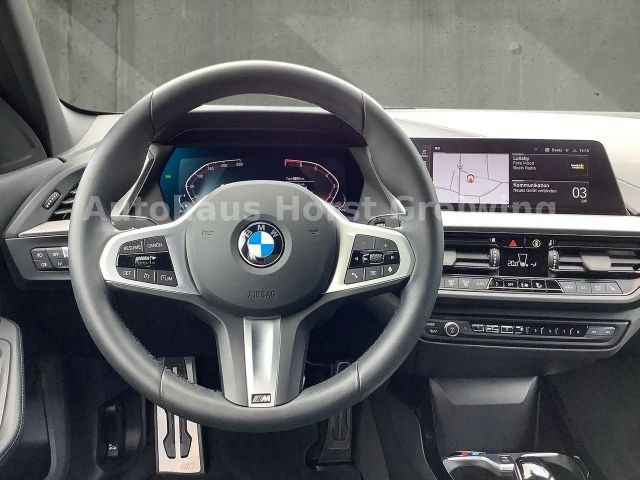 BMW 118 118i M-Sport Sedan