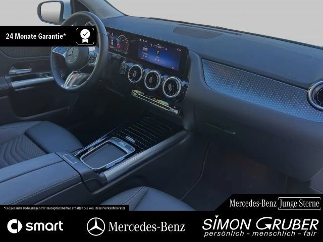 Mercedes-Benz B 200 Progressive Sedan