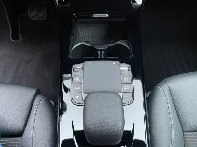 Mercedes-Benz A 200 A 200 d Progressive