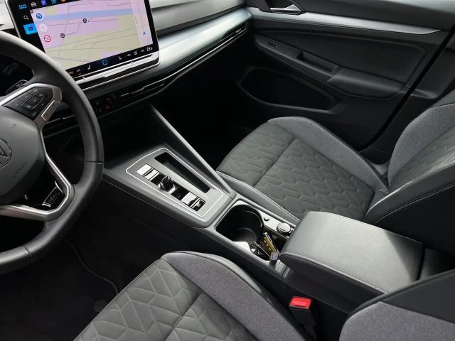 Volkswagen Golf 1.5 eTSI DSG Golf VIII