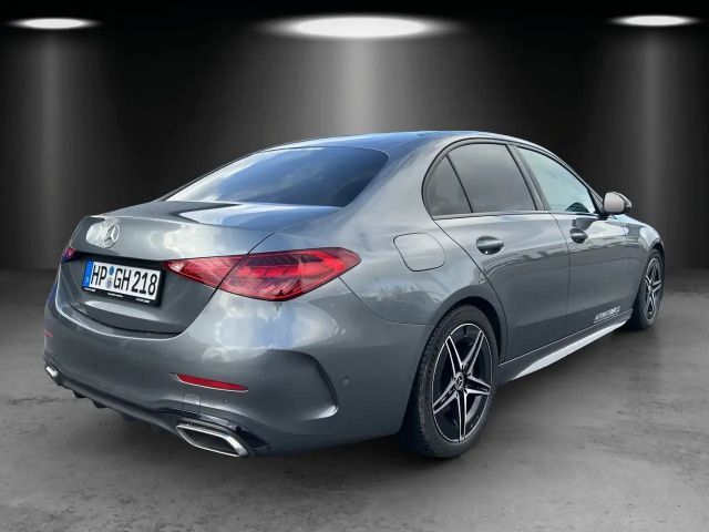 Mercedes-Benz C 200 AMG Line Sedan