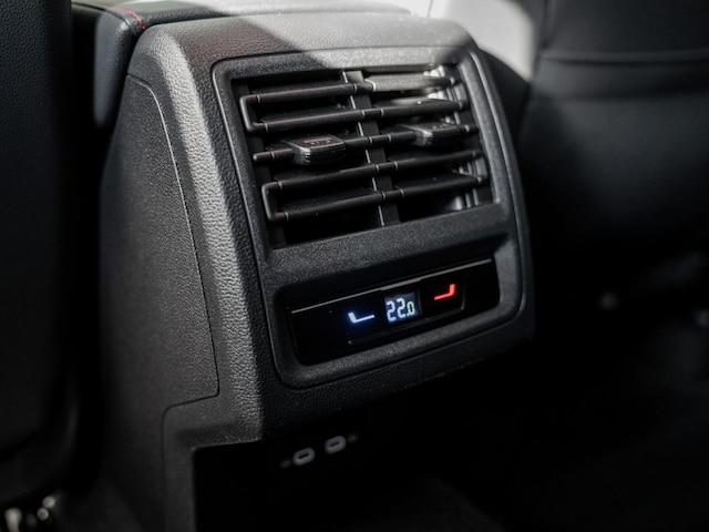 Volkswagen Golf 2.0 TSI Golf VIII