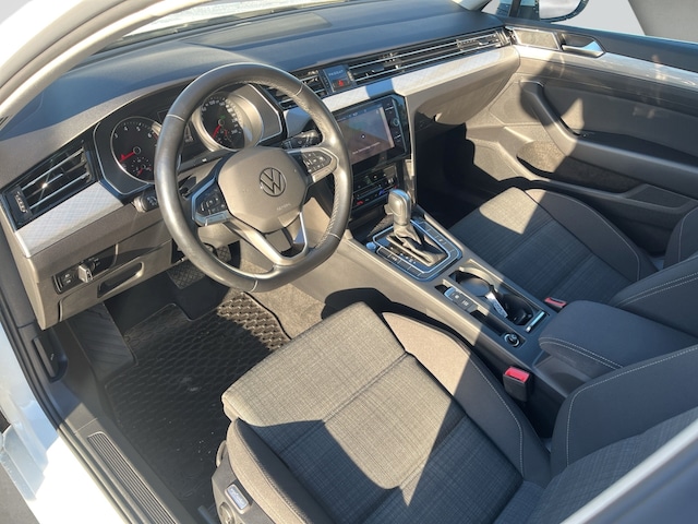 Volkswagen Passat 1.5 TSI Business Variant
