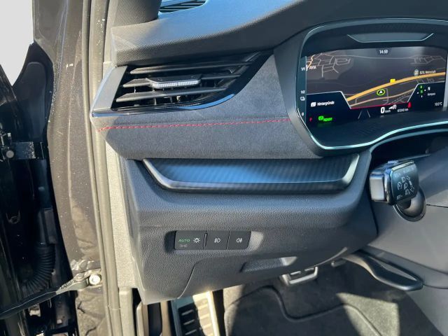 Skoda Octavia 1.4 TSI Combi RS iV