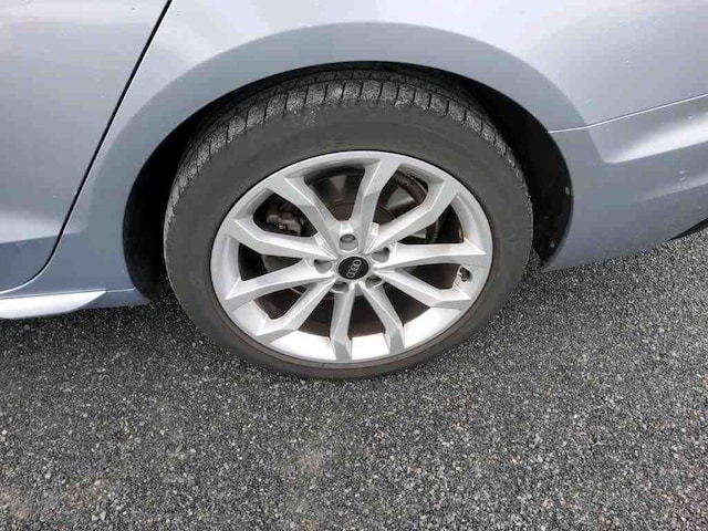 Audi A4 35 TFSI Avant S-Tronic