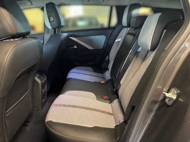 Opel Astra 1.5 Turbo Elegance Sports Tourer