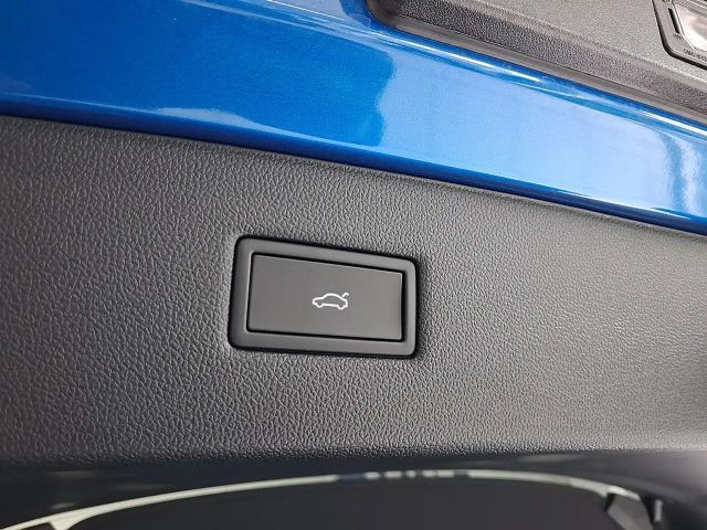 Ford Capri AWD Extended range Premium