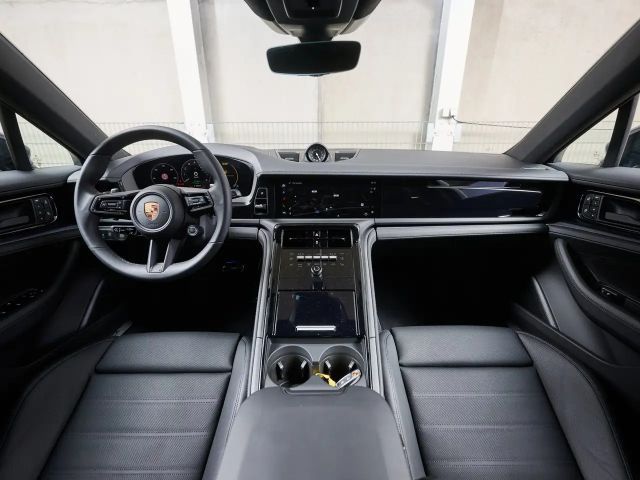 Porsche Panamera 4 E-Hybrid