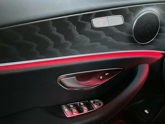 Mercedes-Benz E 300 E 300 de