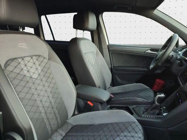 Volkswagen Tiguan 2.0 TDI DSG R-Line Style