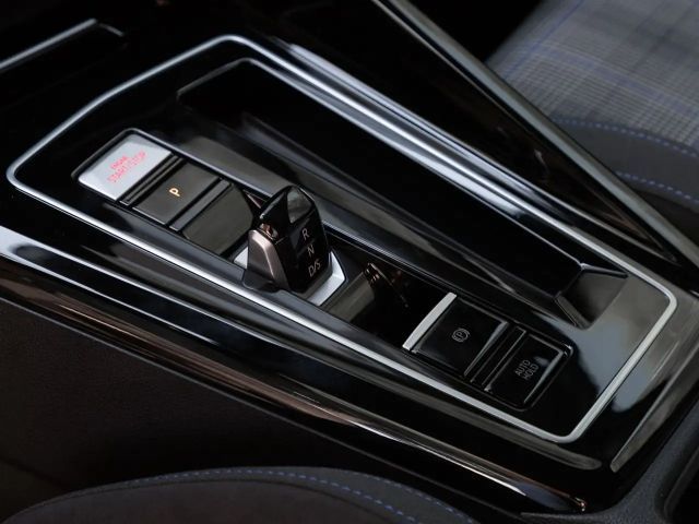 Volkswagen Golf GTE IQ.Drive