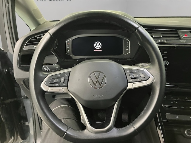 Volkswagen Touran 1.5 TSI DSG