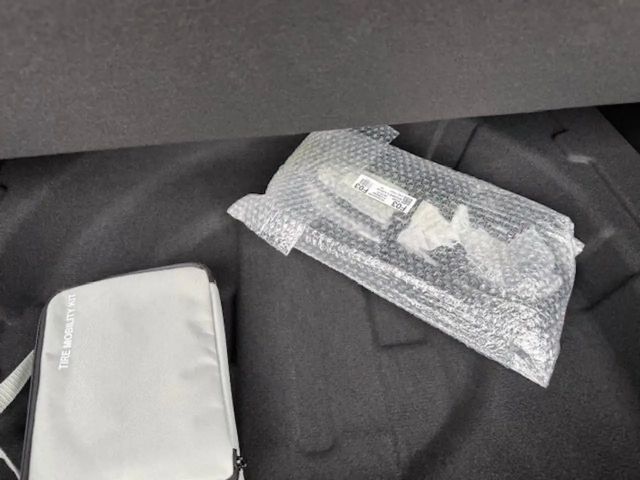 Hyundai Kona 64 kWh Electric