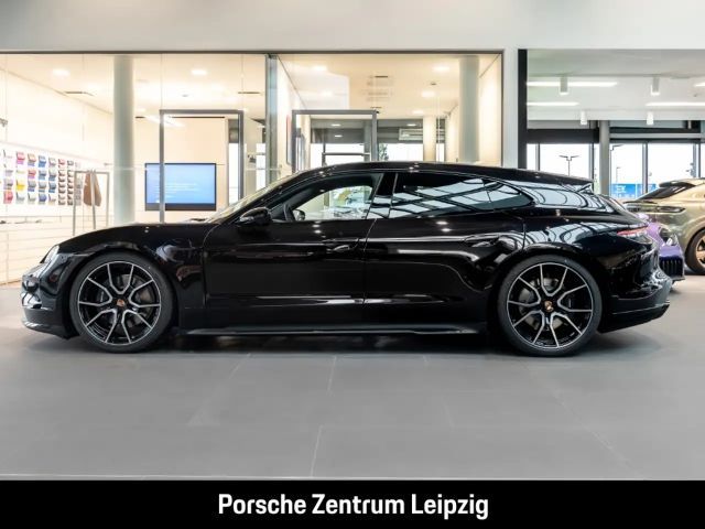 Porsche Taycan Black Edition Sport Turismo