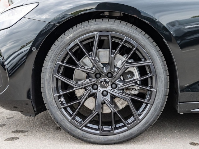 Audi A6 Avant Quattro S-Tronic