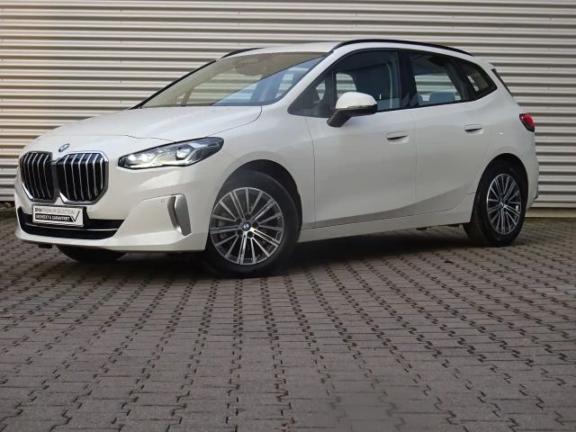 BMW 220 220i Active Tourer Luxury Line