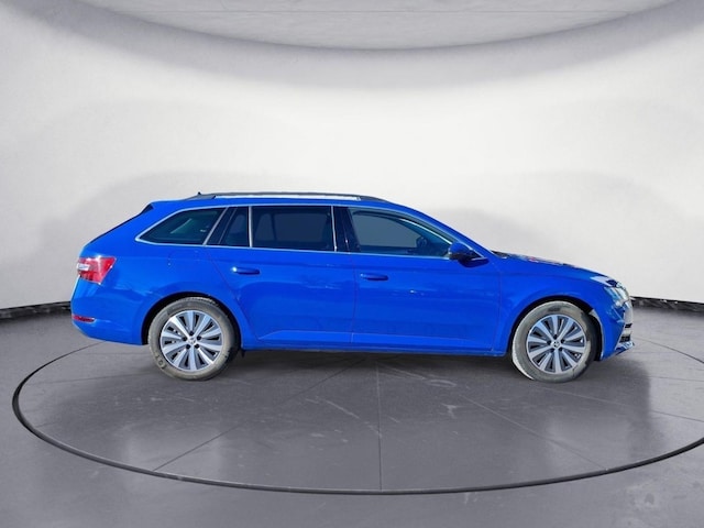 Skoda Superb 1.4 TSI Ambition Combi iV