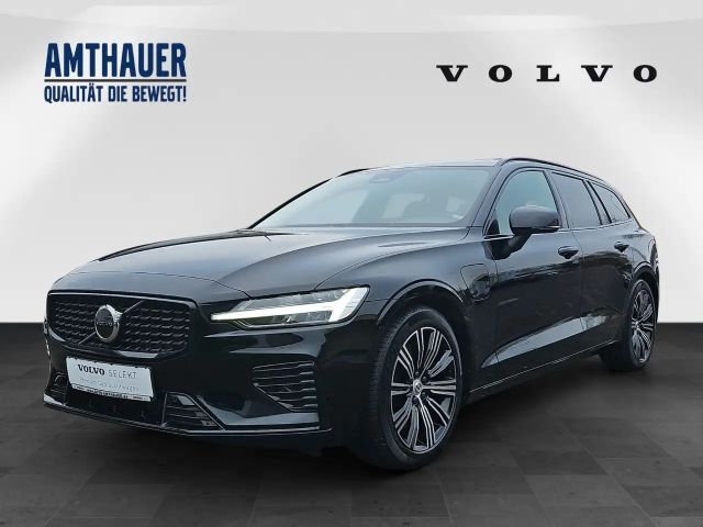 Volvo V60 AWD Dark Plus T6