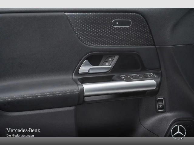 Mercedes-Benz B 180 Progressive Sedan