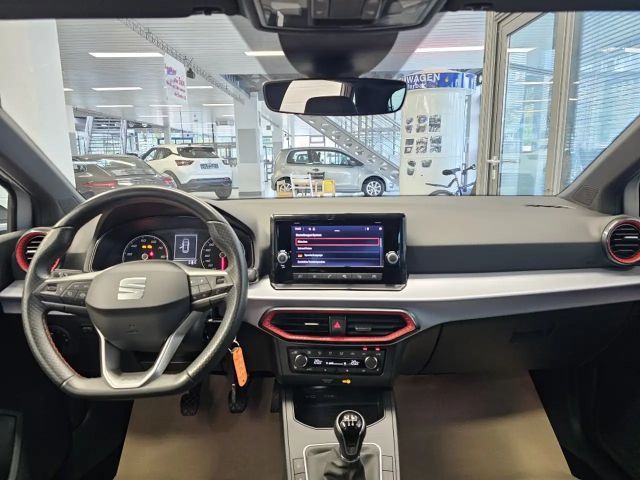 Seat Ibiza Connect FR-lijn