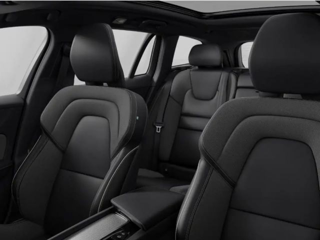 Volvo V60 Dark Ultra