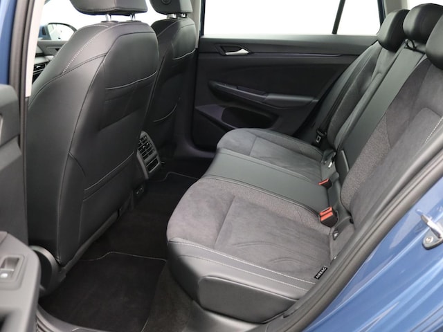 Volkswagen Golf 1.5 eTSI DSG Style Variant