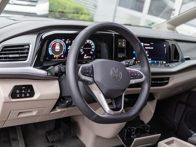 Volkswagen Multivan 2.0 TDI Lang Life T7