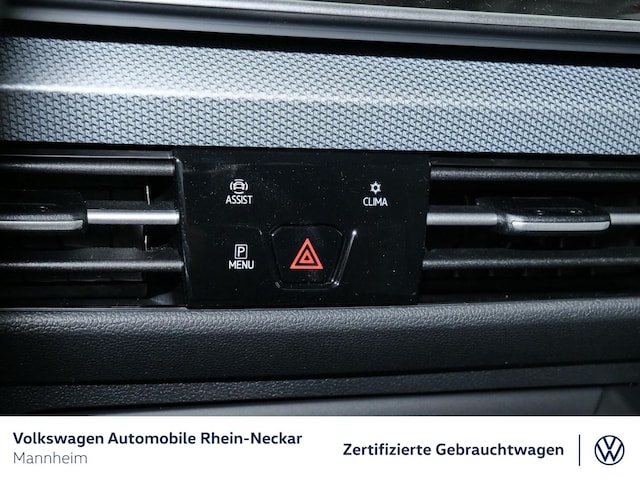 Volkswagen Golf 1.5 eTSI DSG