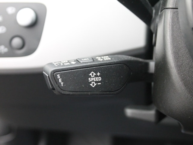 Audi A4 30 TDI S-Tronic Sedan