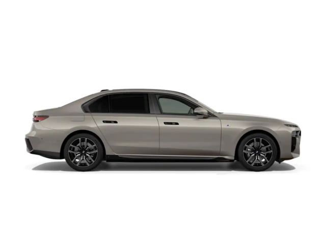 BMW i7 M-Sport Sedan