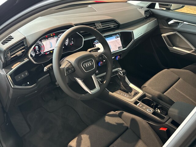 Audi Q3 S-Tronic