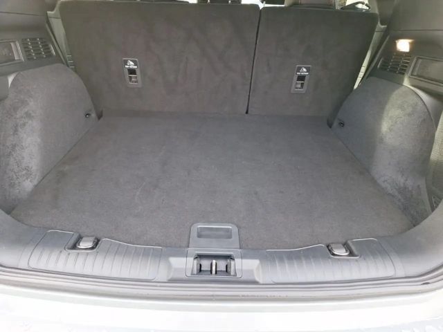 Ford Kuga Plug in Hybrid ST Line X