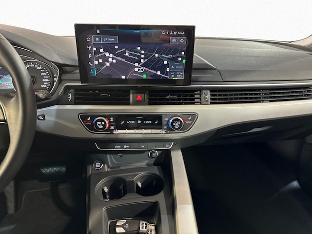 Audi A4 35 TFSI Avant S-Tronic