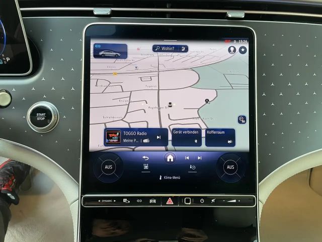 Mercedes-Benz EQE 300 AMG Line Sedan