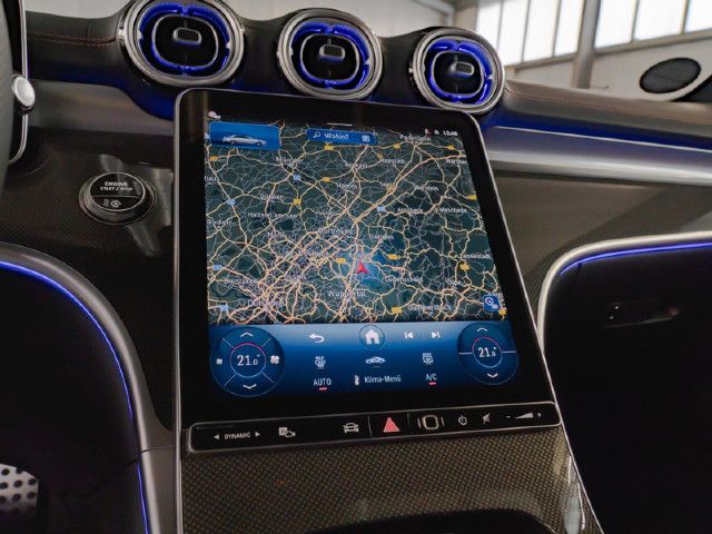 Mercedes-Benz C 200 AMG Line Sedan