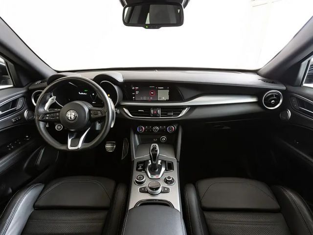 Alfa Romeo Stelvio AT8 Q4 Veloce