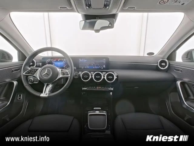 Mercedes-Benz A 180 Progressive