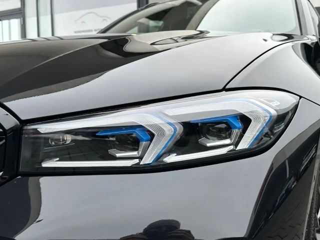 BMW 320 320d M-Sport Touring xDrive