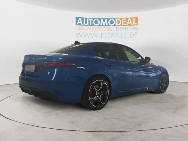 Alfa Romeo Giulia Q4 Turbo Veloce
