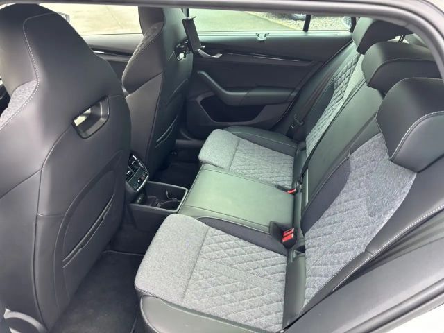 Skoda Octavia 2.0 TDI Combi Sportline