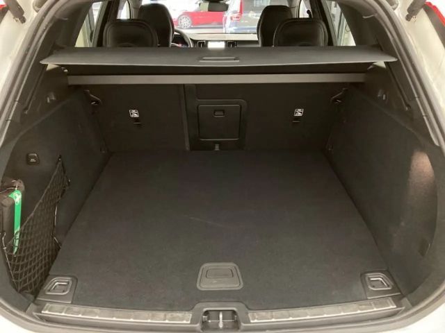 Volvo XC60 AWD Plus T6