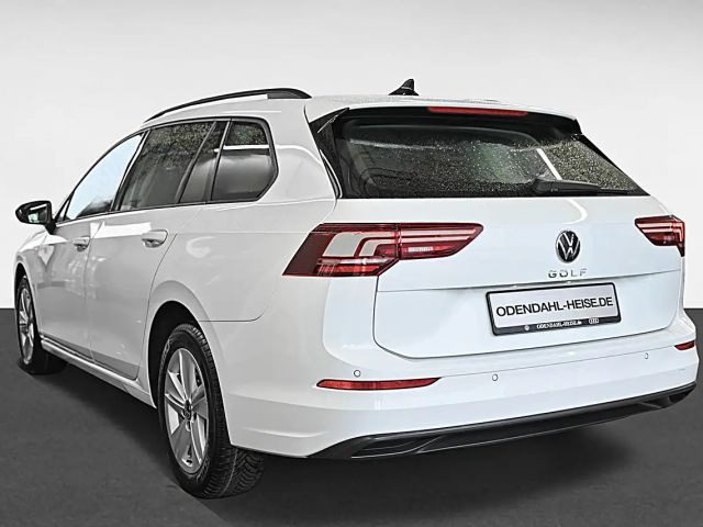 Volkswagen Golf Life Variant