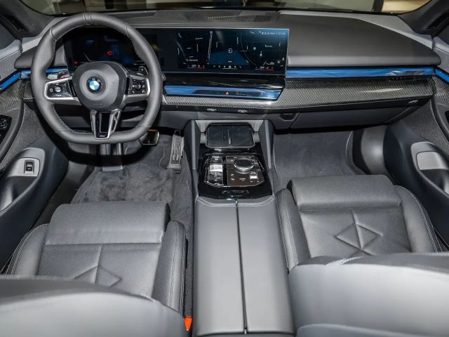 BMW 540 540d M-Sport Touring xDrive