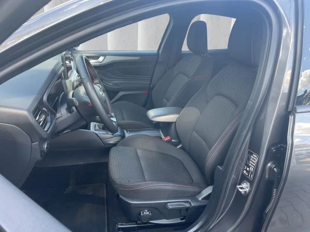 Ford Focus ST Line