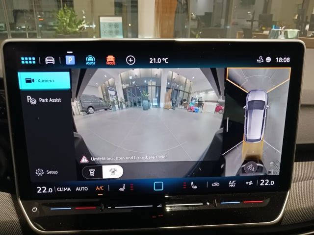 Volkswagen Golf 1.5 eTSI R-Line Variant